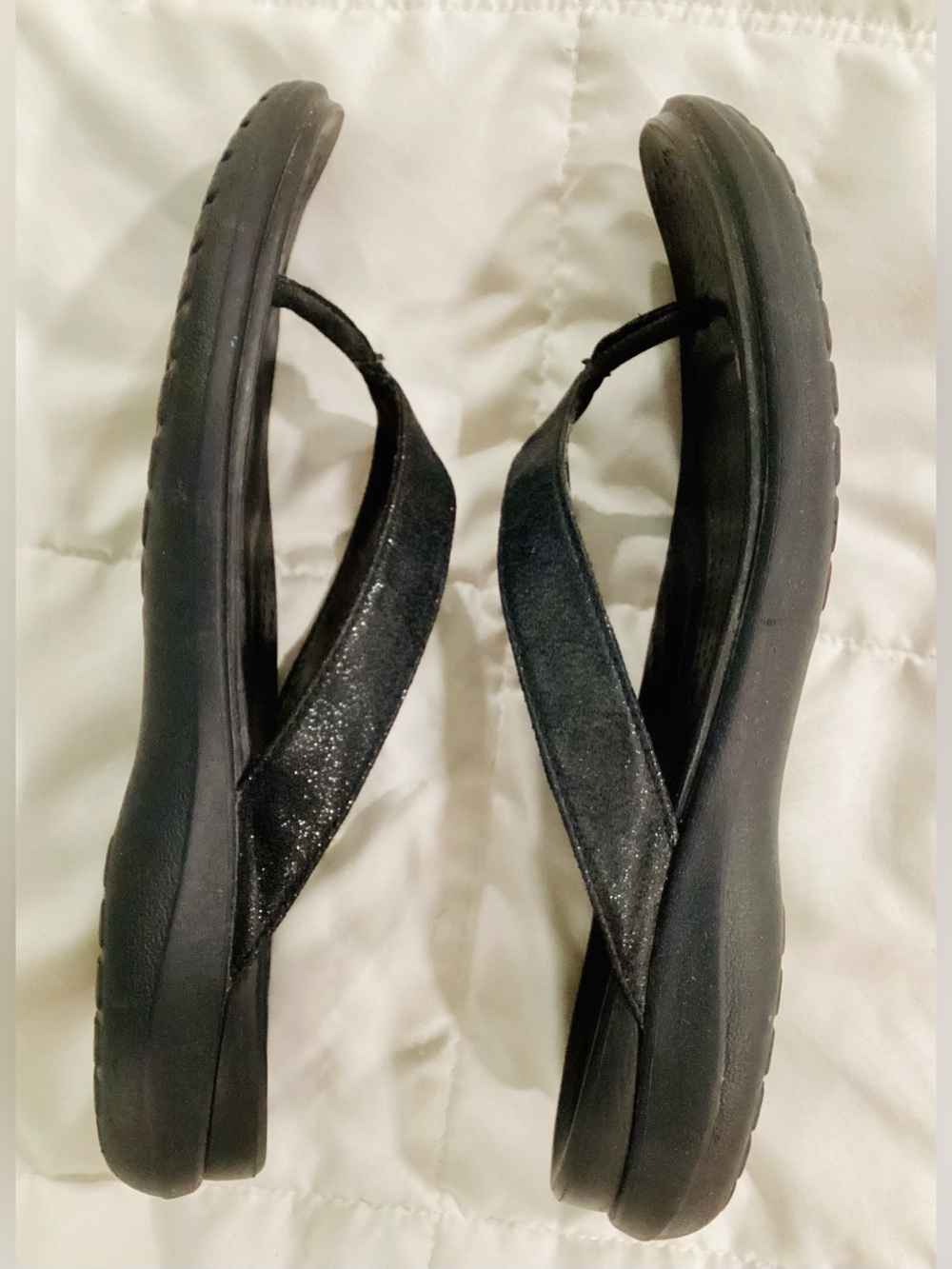 CROCS Women’s Size 8 Capri V Dual Comfort Black Shimmer Flip Flop-Discontinued - Picture 8 of 10